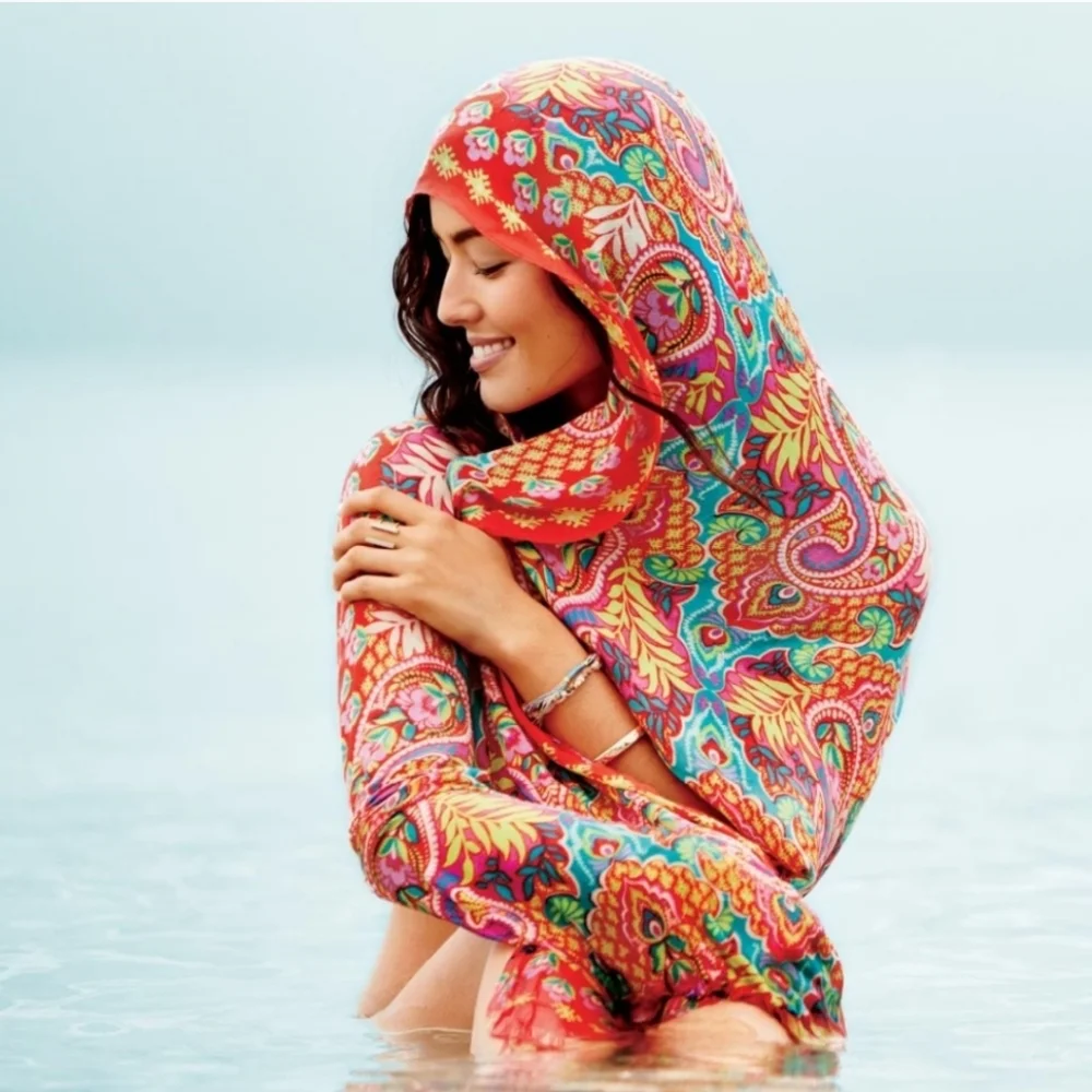 Vera Bradley Soft Fringe Scarf in‎ Paisley in Paradise